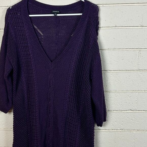 Torrid Purple V Neck Glitter Sweater size 2 - Picture 3 of 8